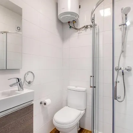 Bright Studio With Private Balcony ,15 Min To Valletta Apartmán