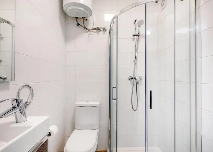 Διαμέρισμα With Balcony And Easy Access To Main Towns *