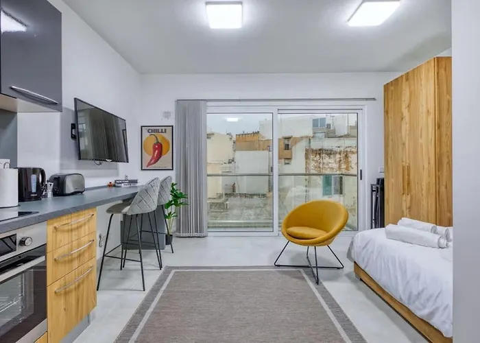 Διαμέρισμα With Balcony And Easy Access To Main Towns *